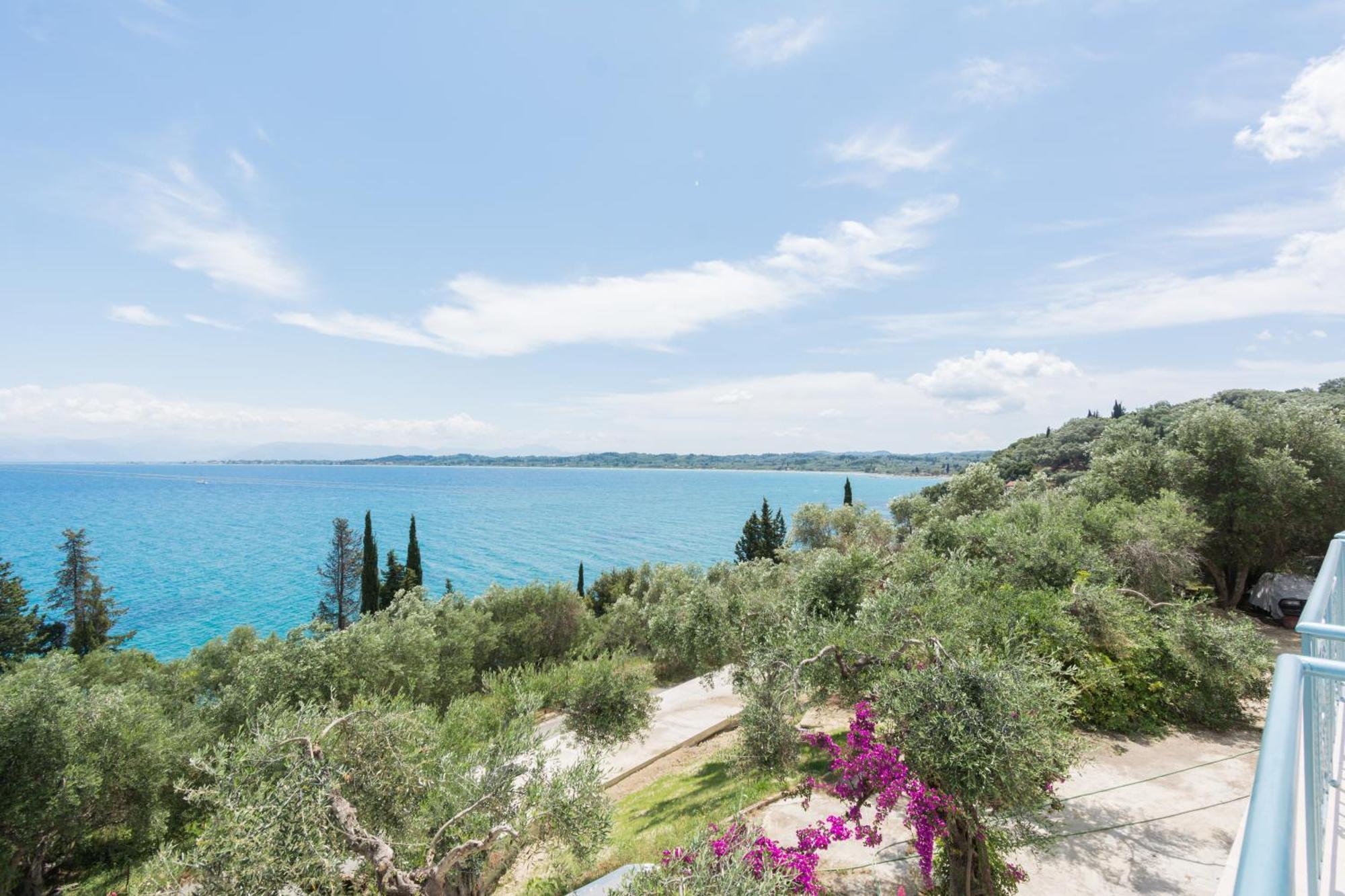 Corfu Aquamarine Aparthotel Notos Ruang foto
